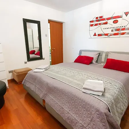 Apartment Luxurious Flores Portoroz